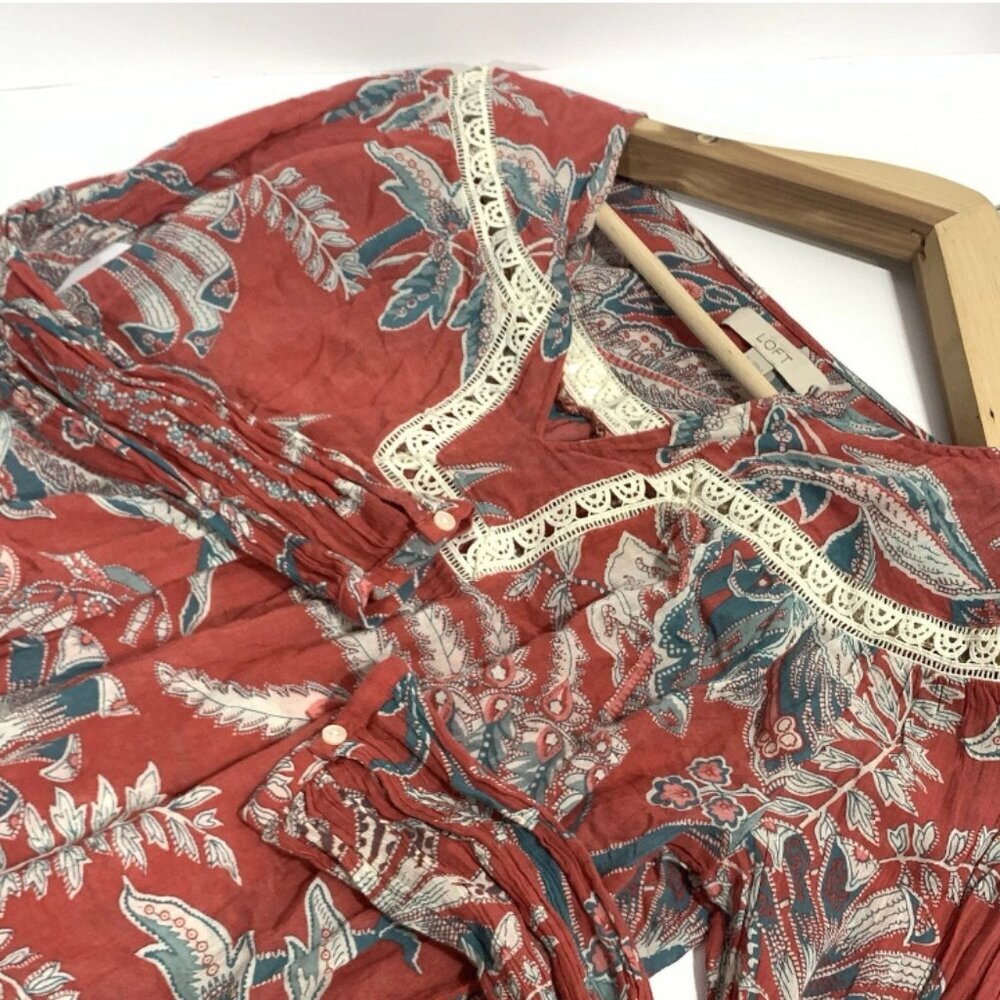 Ann Taylor Loft Floral Embroidered Blouse Size Small - Picture 6 of 8